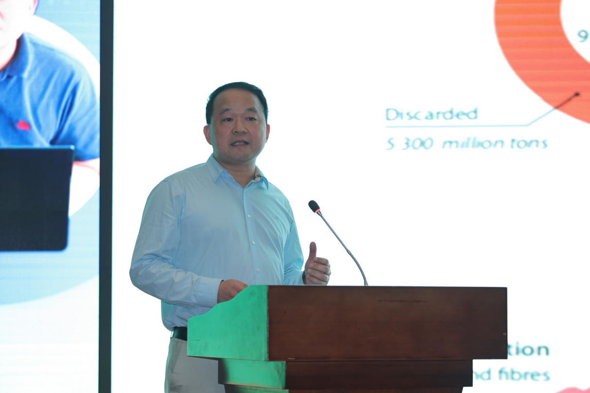 坚锋®受邀出席第十八届中国塑料工业研究及应用高峰论坛